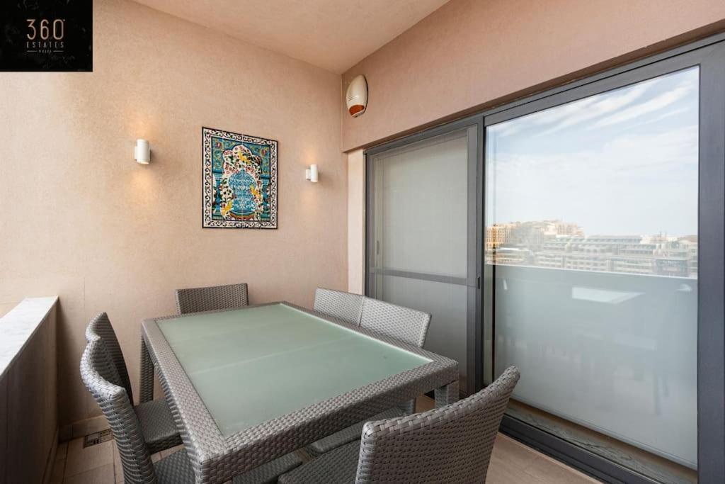 One Of A Kind, Seafront Property In St Georges Bay By 360 Estates Saint Julian's エクステリア 写真